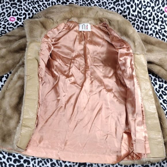 Made in England High Quality Faux Fur Real Leather Coat - Picture 3 of 13